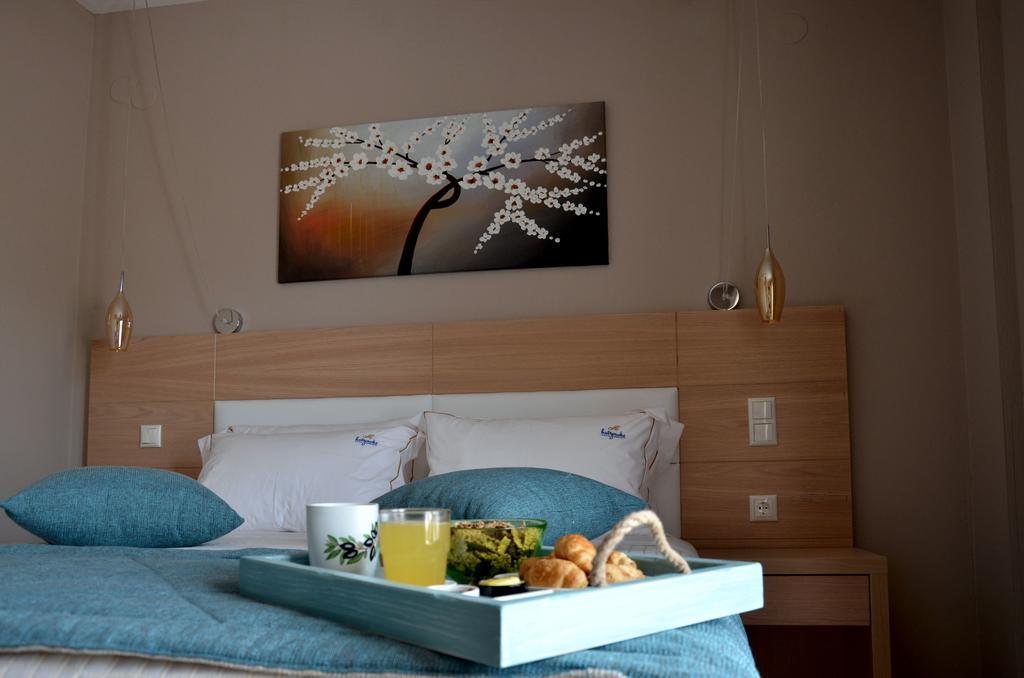 Hatzoudis Luxury Suites Chrisi Ammoudia Eksteriør billede