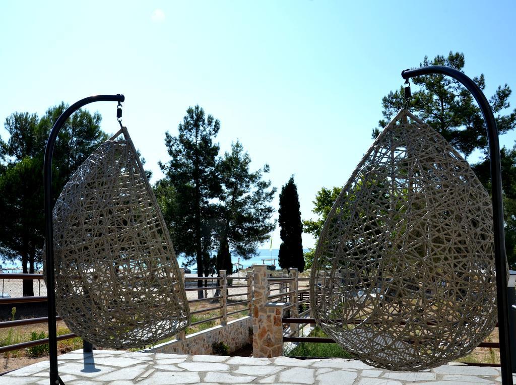 Hatzoudis Luxury Suites Chrisi Ammoudia Eksteriør billede