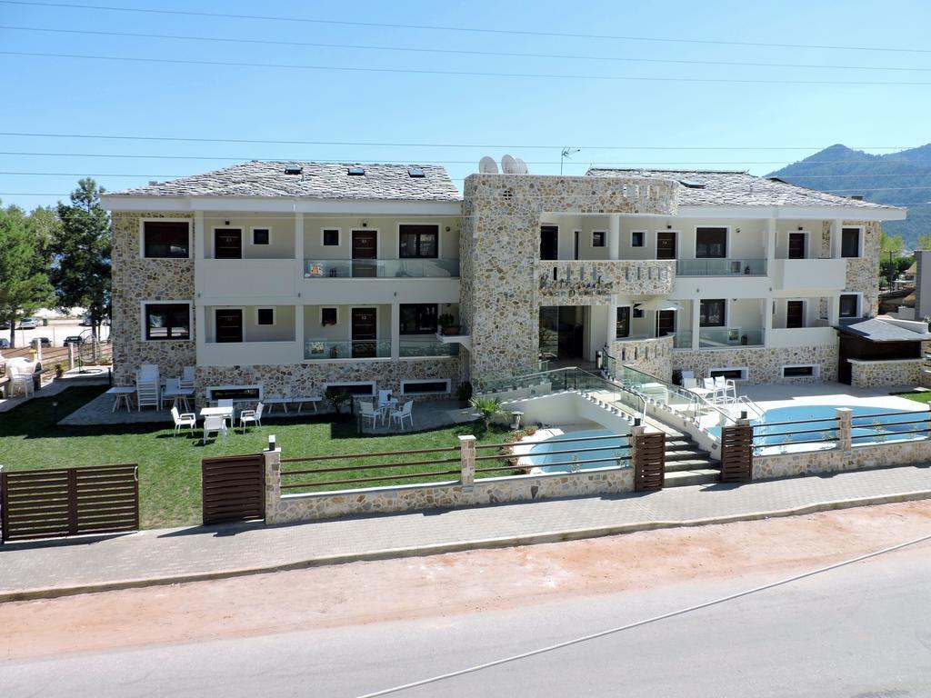 Hatzoudis Luxury Suites Chrisi Ammoudia Eksteriør billede