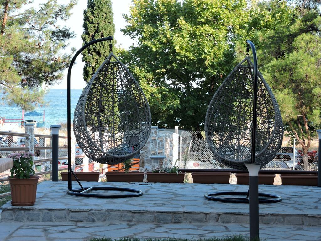 Hatzoudis Luxury Suites Chrisi Ammoudia Eksteriør billede